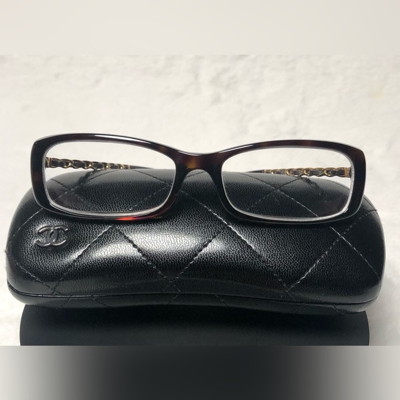 Chanel Authentic Tortoiseshell w/Leather Chain Arms Eyeglasses,Size-53•16•135 - Picture 1 of 14
